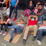 Migrantes en huelga de hambre en México contra las redadas policiales y detenciones en Tapachula